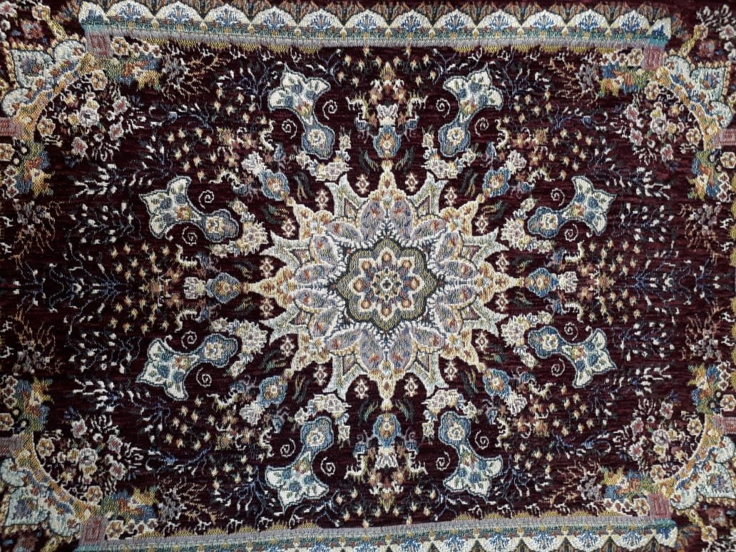 خرید عمده روبالشتی طرح فرش مخمل